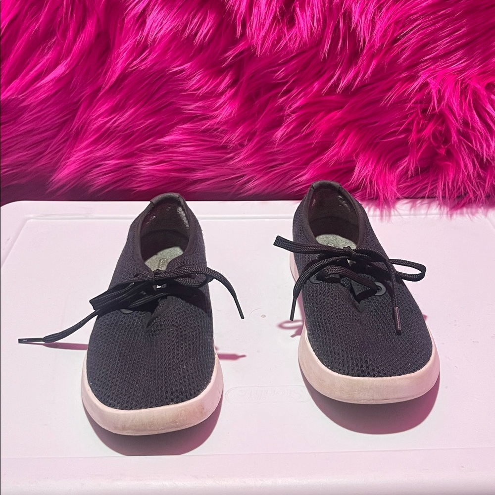 Ladies ALLBIRDS GREY SNEAKERS